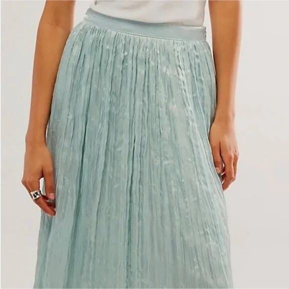 FREE PEOPLE VERA CITY SKIRT IN SEAGLASS- NWT- Sz:8 Ret$148 **RARE FIND** - Picture 5 of 7